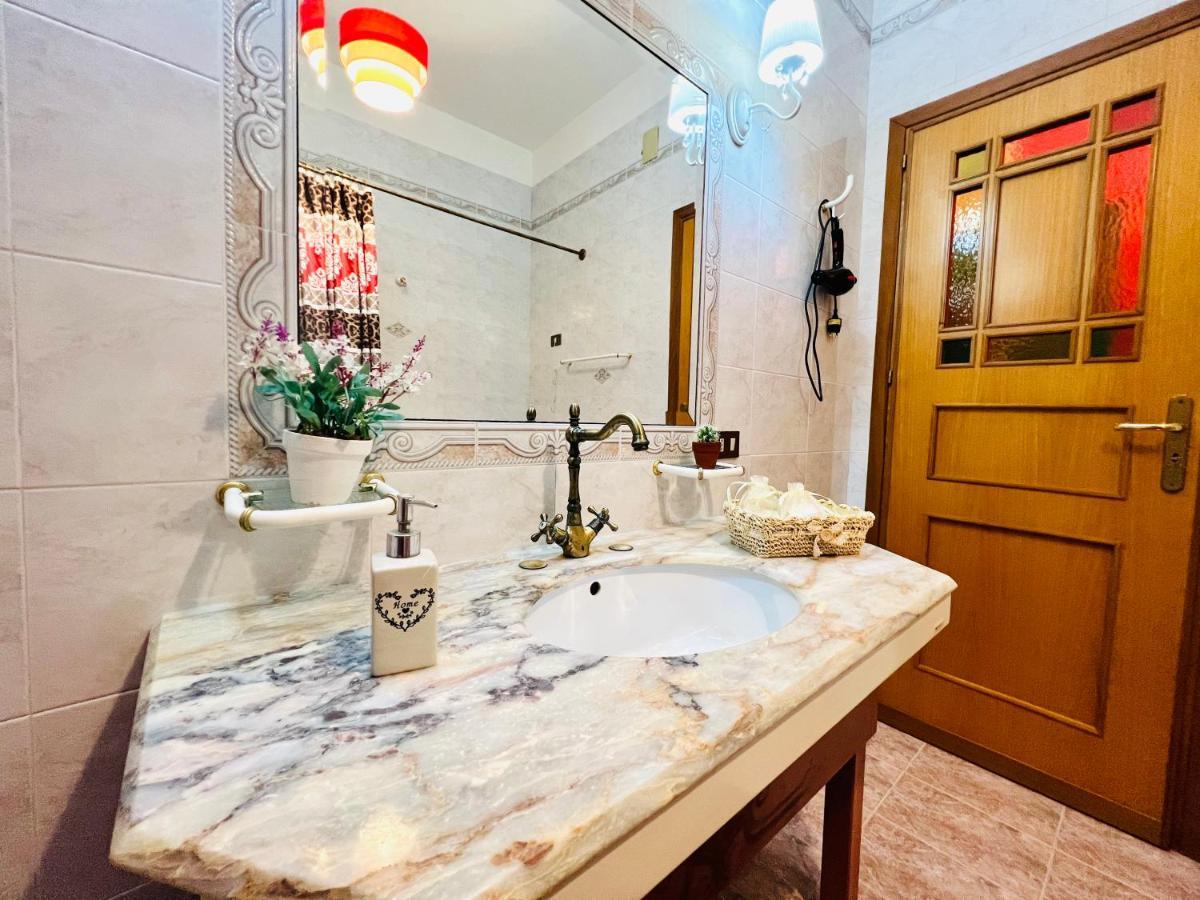 Regina Elena Bed & Breakfast Cinisi Exterior photo